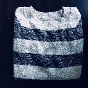 Lou & grey- crew neck sweater